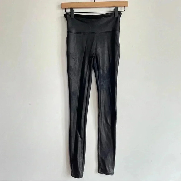 SPANX Faux Leather Black Leggings Stretch Elastic Waist Casual Compression Pants - Picture 5 of 14